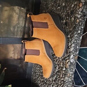 Timberland Kellis Chelsea boots size 9